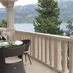 Jade Front Row Sea View - Walk To Korcula Old Town דירה *