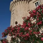 Jade Front Row Sea View - Walk To Korcula Old Town דירה