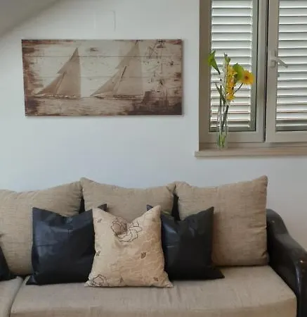 Jade Front Row Sea View - Walk To Korcula Old Town Apartamento