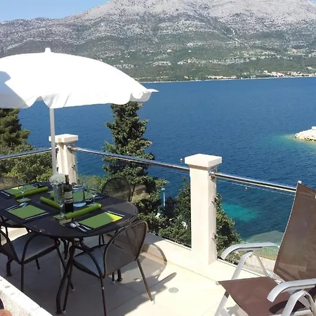 Villa Jade Apartments Front Row Sea View - Walk To Korcula Old Town *