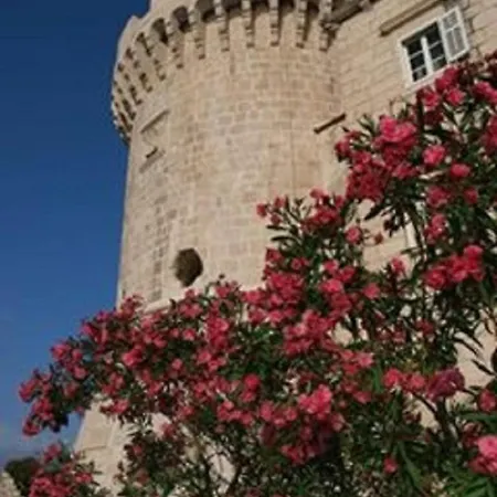 Jade Front Row Sea View - Walk To Korcula Old Town Apartamento