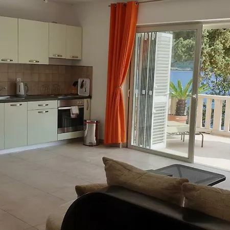 Jade Front Row Sea View - Walk To Korcula Old Town Apartamento