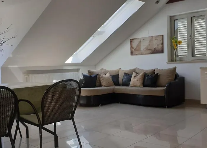 Jade Front Row Sea View - Walk To Korcula Old Town Διαμέρισμα