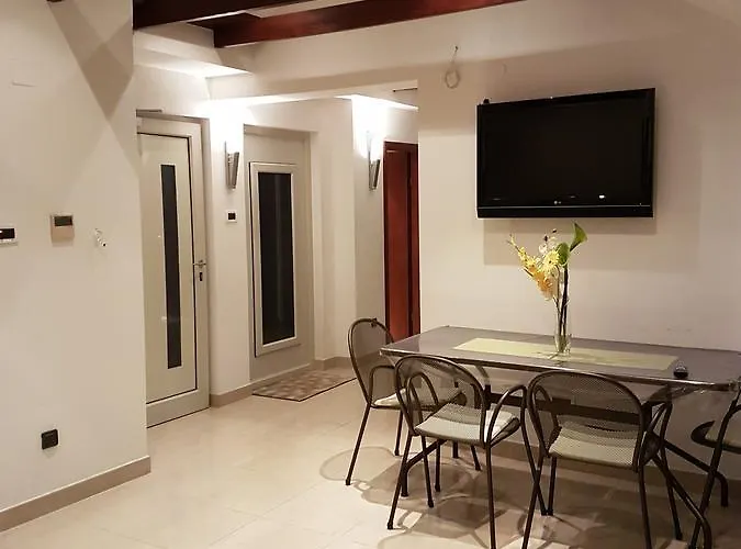 Jade Front Row Sea View - Walk To Korcula Old Town Medvinjak