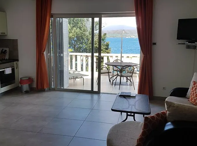 Διαμέρισμα Jade Front Row Sea View - Walk To Korcula Old Town *