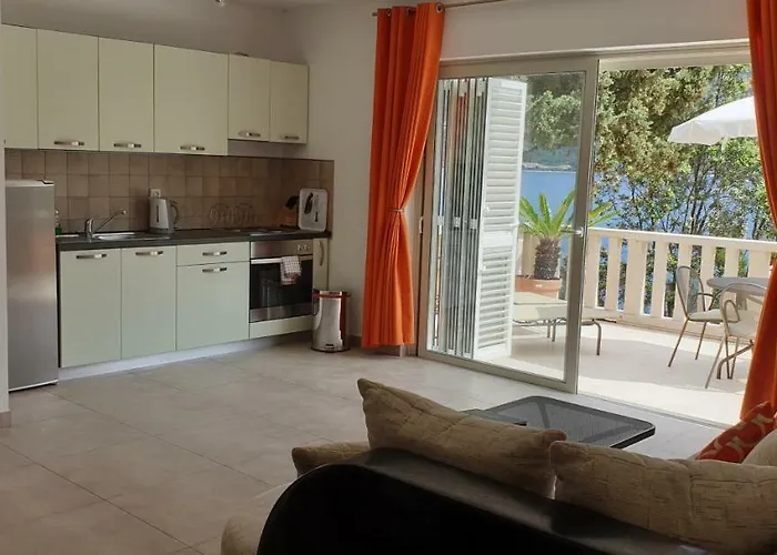 Jade Front Row Sea View - Walk To Korcula Old Town Διαμέρισμα