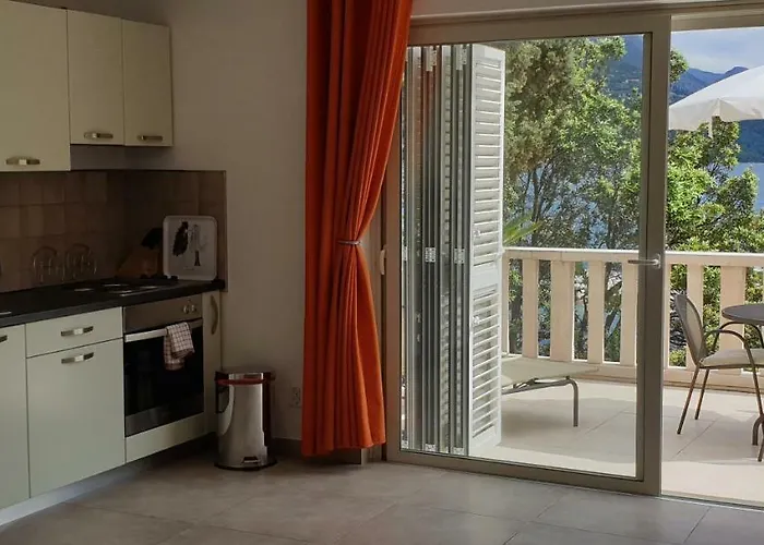 Jade Front Row Sea View - Walk To Korcula Old Town Διαμέρισμα *