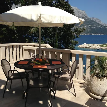 Villa Jade Apartments Front Row Sea View - Walk To Korcula Old Town *