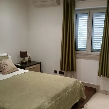 Villa Jade Apartments Front Row Sea View - Walk To Korcula Old Town * Medvinjak